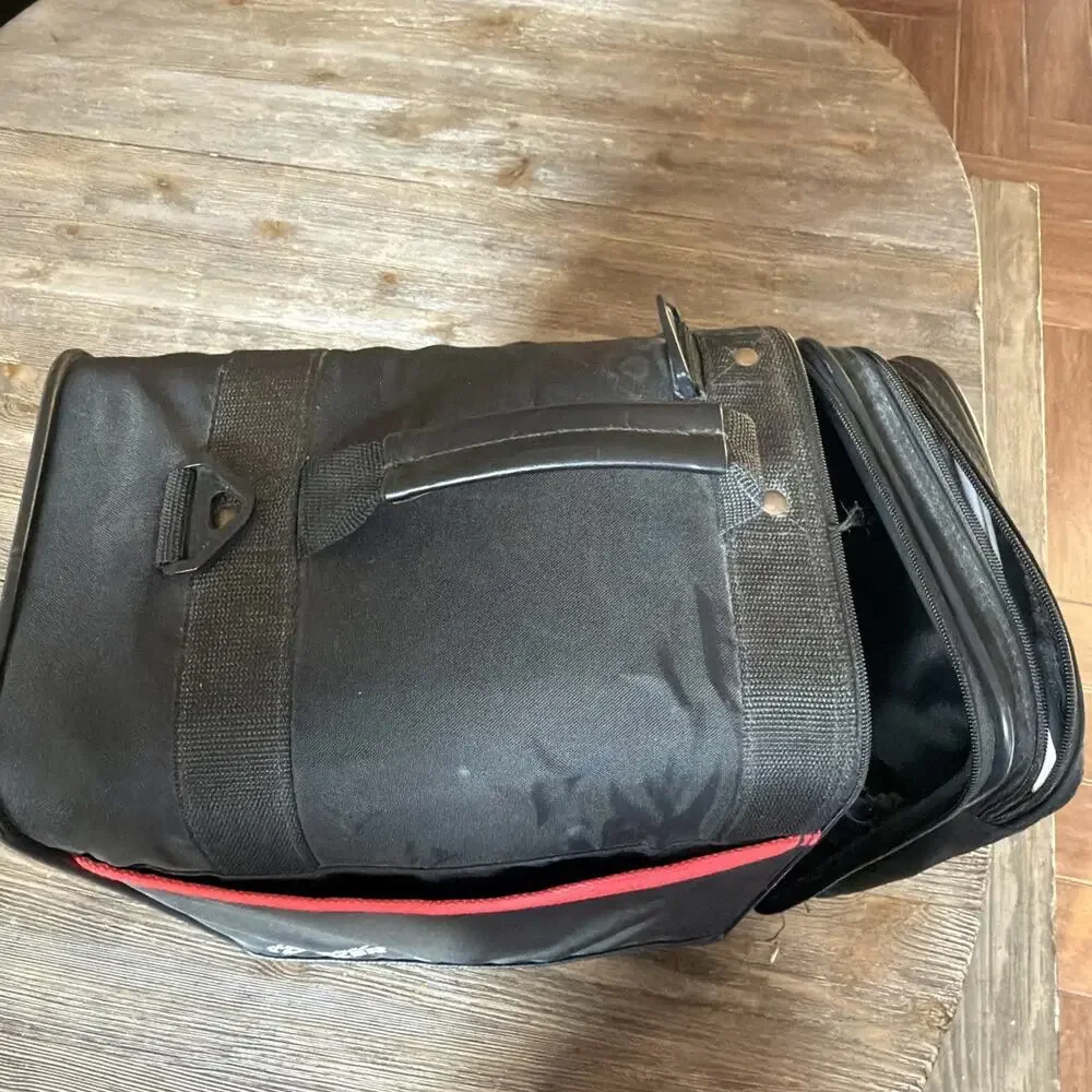 OGIO The Original Locker Bag Pro Gym Carry On Travel Luggage Black 17